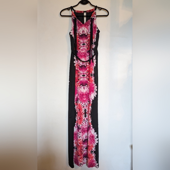 Rick's Maxi Dress - Picture 5 of 10